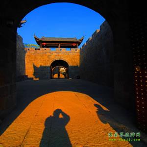 單獨(dú)成團(tuán)M線：張家界袁家界、乾州城四天三晚獨(dú)立成團(tuán)游